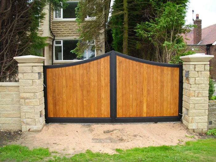 Metal Gates: Types, Designs, And Availability | Esteel Fabrication